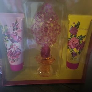 Betsey Johnson set
